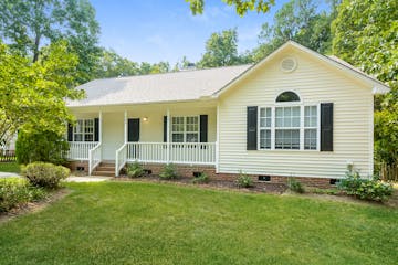 304 KINGSBROOK CIR Fuquay-Varina, NC 27526